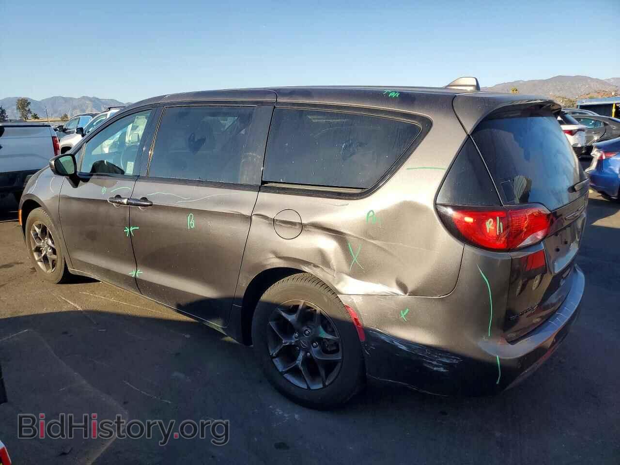 2019 CHRYSLER PACIFICA - VIN: 2C4RC1FG8KR605062 - Photo 2