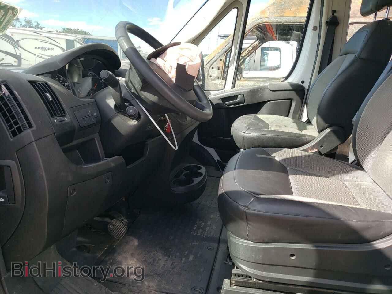 2019 RAM All Models - VIN: 3C6TRVAG5KE526055 - Фото 7