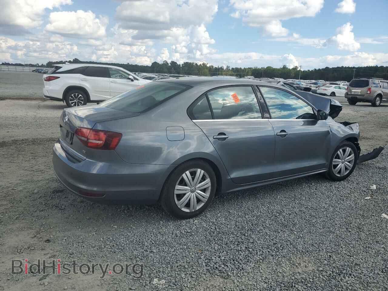 2017 VOLKSWAGEN JETTA - VIN: 3VW2B7AJ1HM392320 - Фото 3