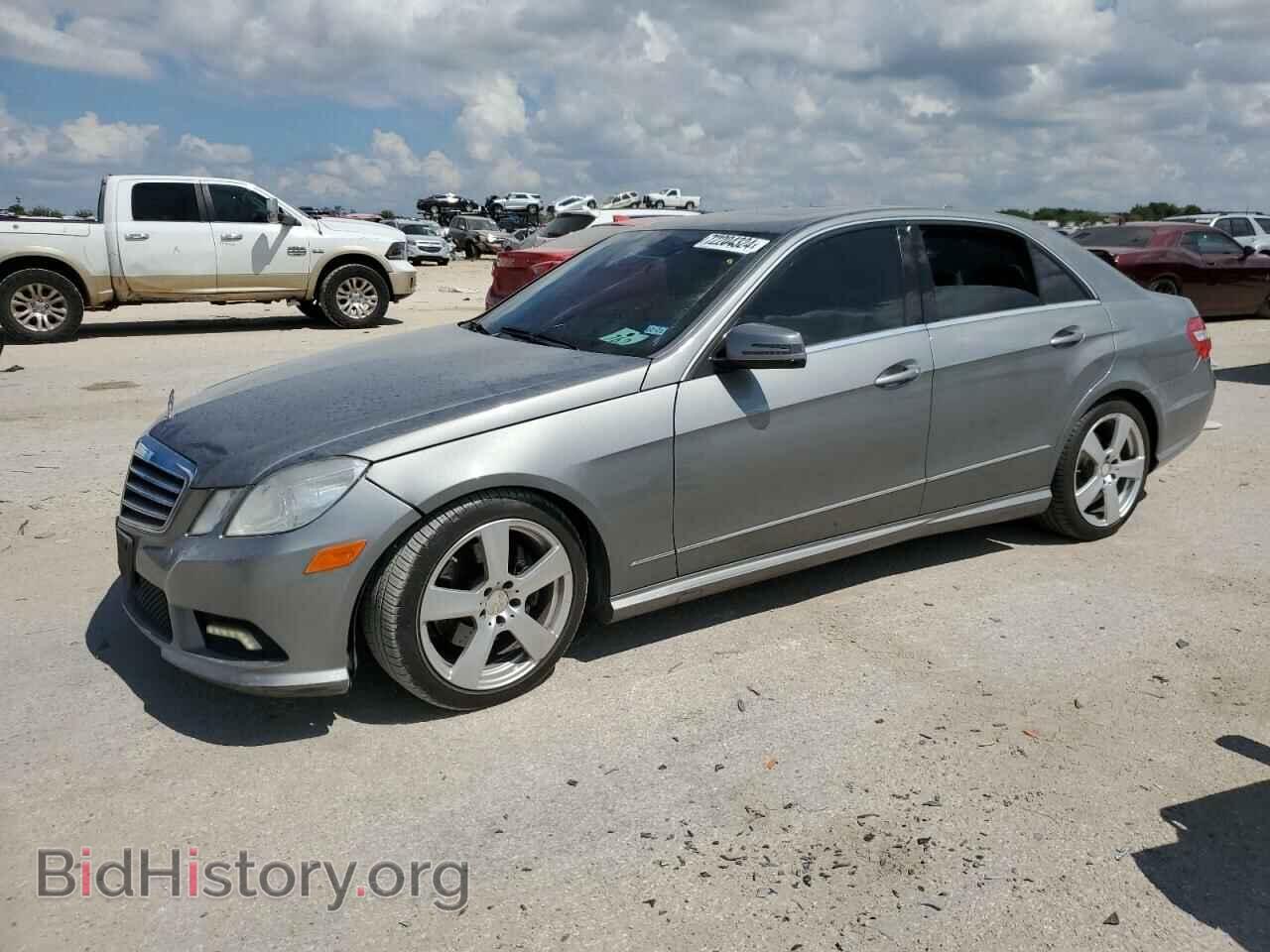 Фотография WDDHF5GB8BA410456 - MERCEDES-BENZ E-CLASS 2011