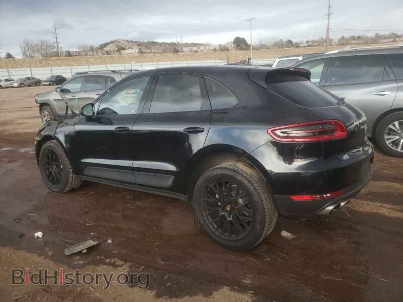 2016 Porsche MACAN (VIN WP1AB2A57GLB45113) — photo 2 of 13
