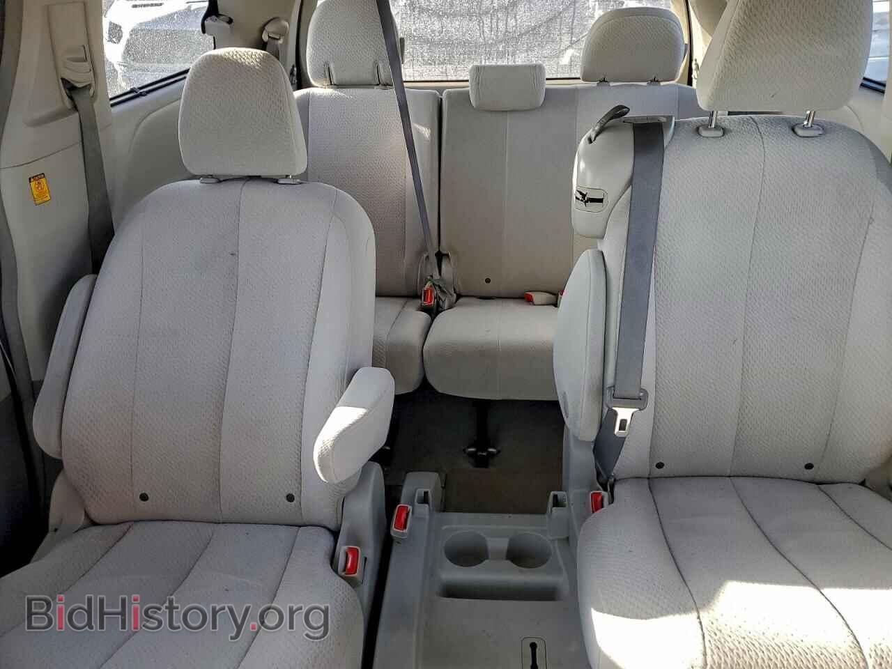 2012 TOYOTA All Models - VIN: 5TDKK3DCXCS224242 - Фото 10