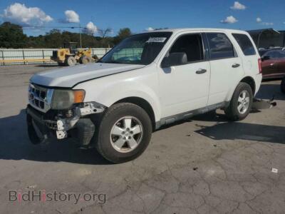 2010 Ford ESCAPE XLS, белый — VIN 1FMCU0C73AKC68407, Copart