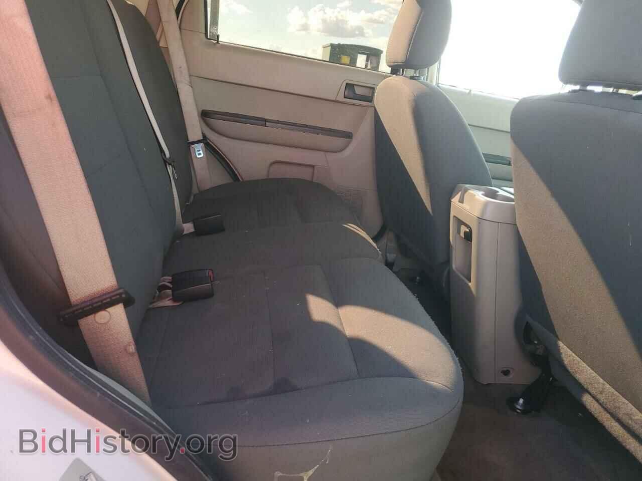 2010 FORD ESCAPE - VIN: 1FMCU0C73AKC68407 - Фото 11