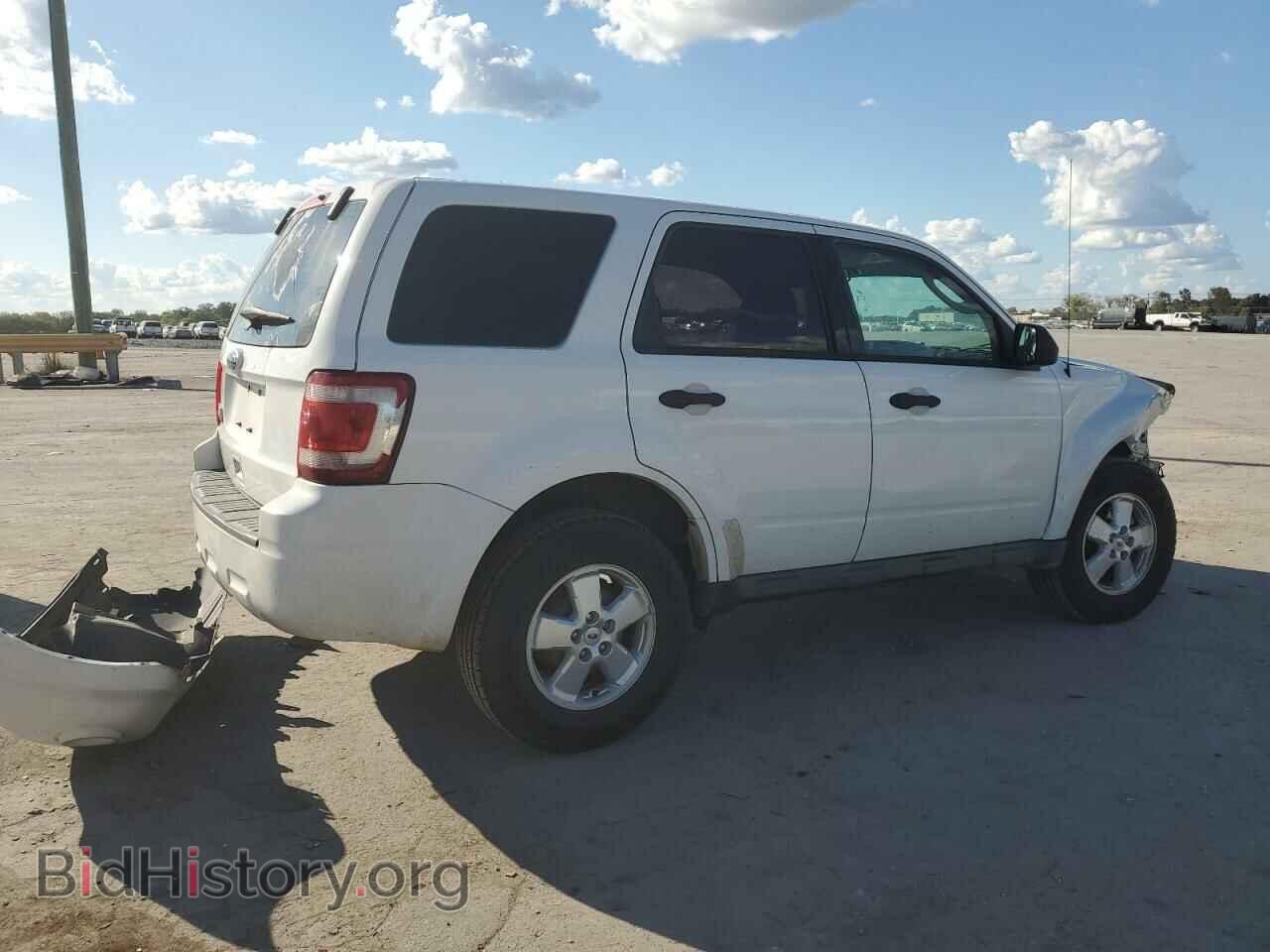 2010 FORD ESCAPE - VIN: 1FMCU0C73AKC68407 - Фото 3