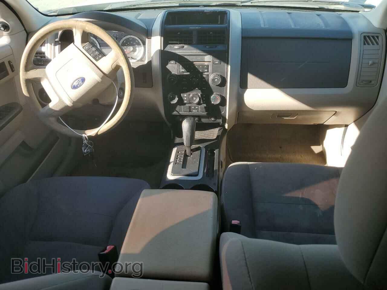 2010 FORD ESCAPE - VIN: 1FMCU0C73AKC68407 - Фото 8