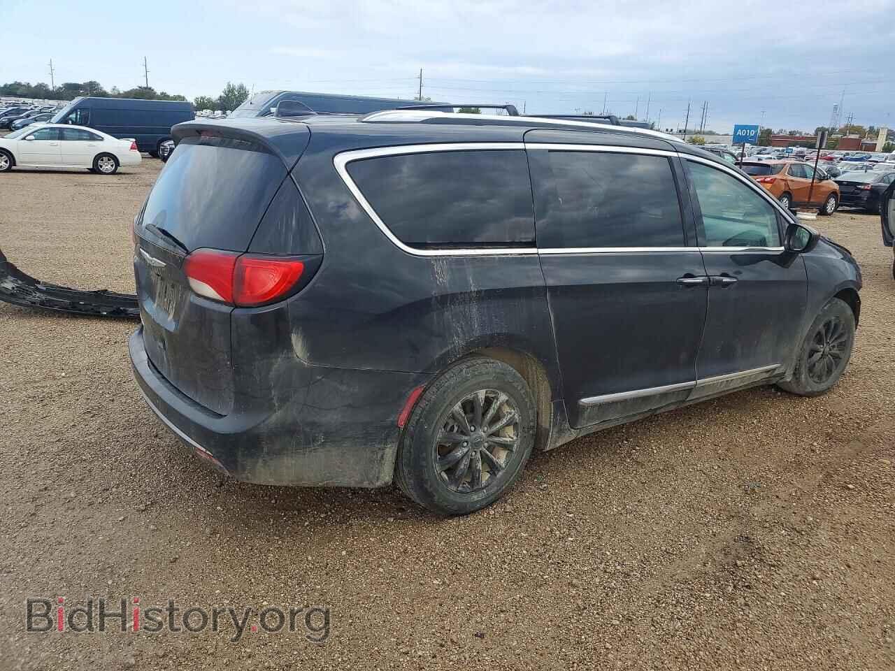 2018 CHRYSLER PACIFICA - VIN: 2C4RC1BG3JR246711 - Фото 3