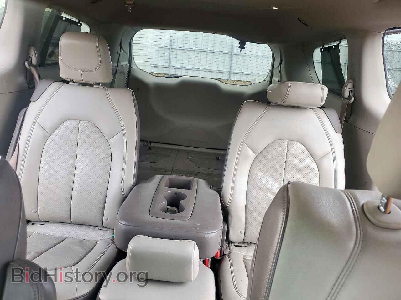 2018 CHRYSLER PACIFICA - VIN: 2C4RC1BG3JR246711 - Фото 10