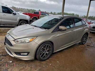 2016 Ford FOCUS SE, beige — VIN 1FADP3F26GL331087, Copart