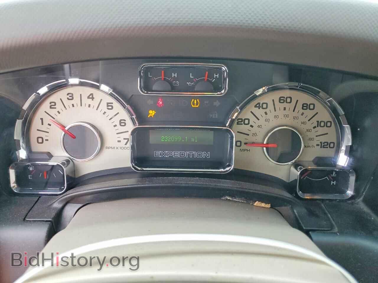 2010 FORD EXPEDITION - VIN: 1FMJU1F59AEA34827 - Фото 9