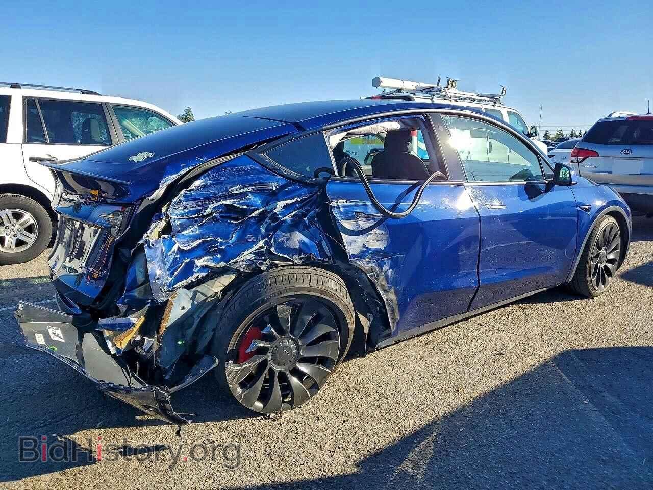 2022 TESLA MODEL Y - VIN: 7SAYGDEF8NF407062 - Фото 3
