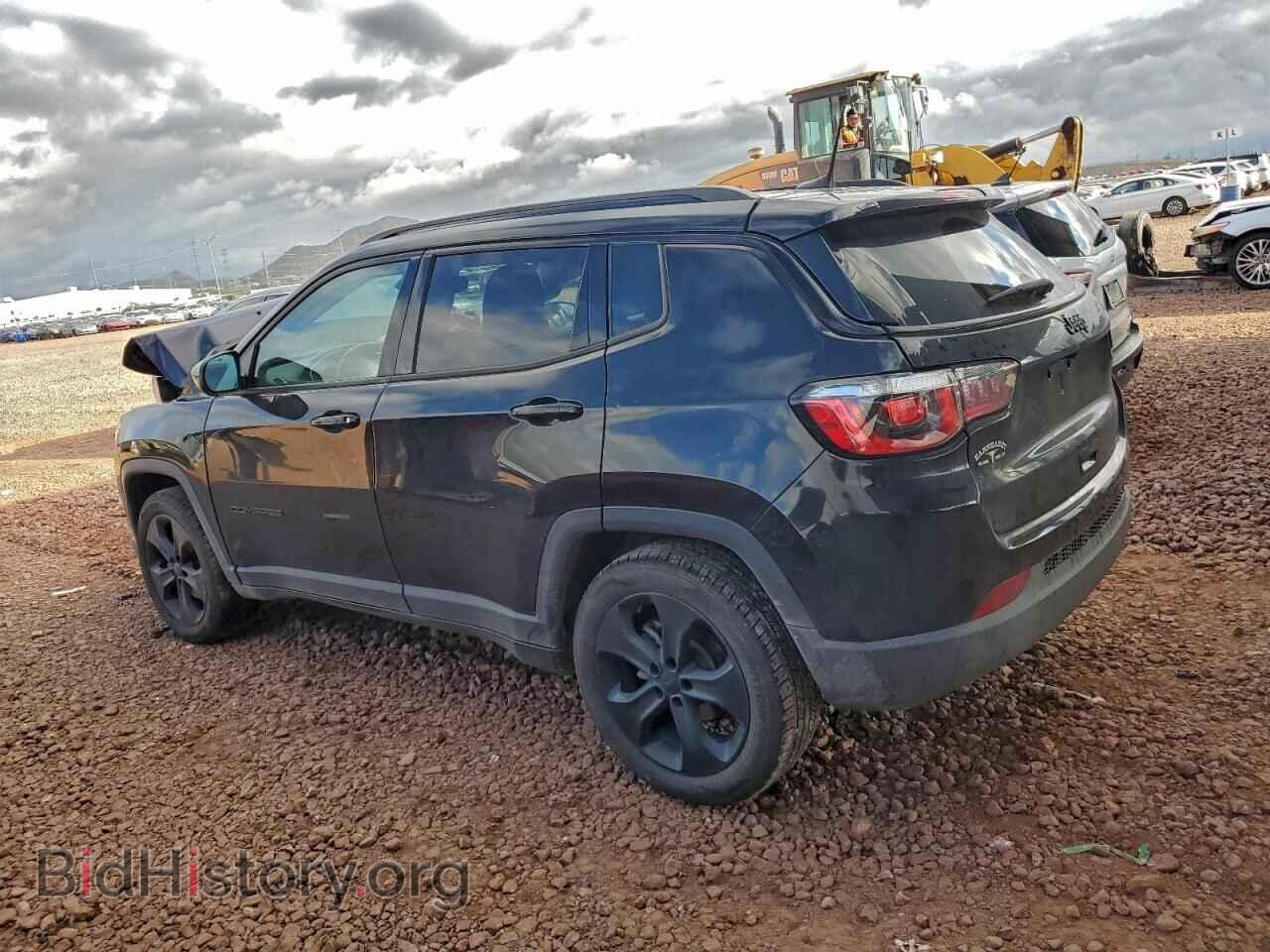 2019 JEEP COMPASS - VIN: 3C4NJCBB2KT615951 - Фото 2