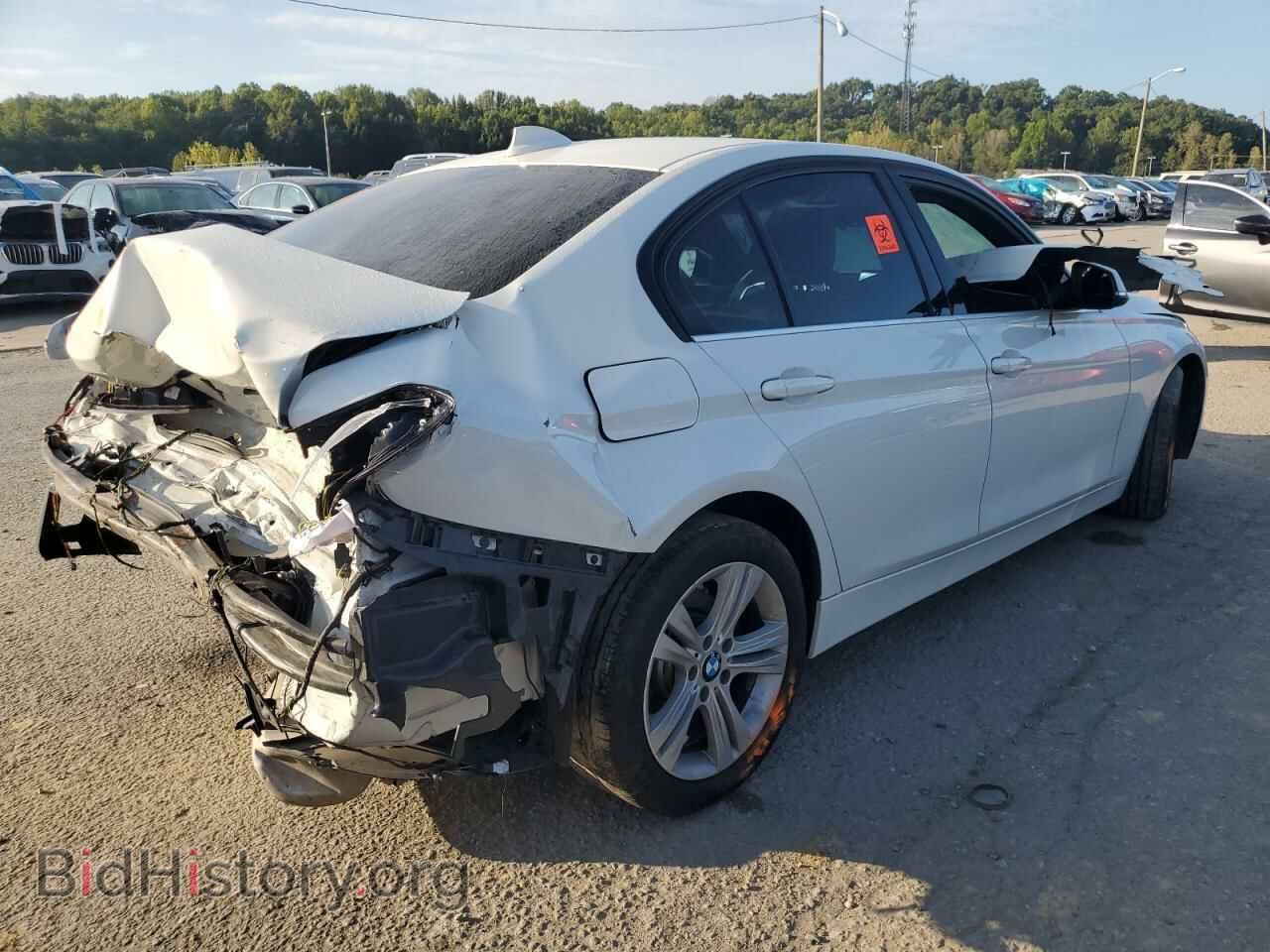 2017 BMW 3 SERIES - VIN: WBA8B9C54HK676120 - Фото 3