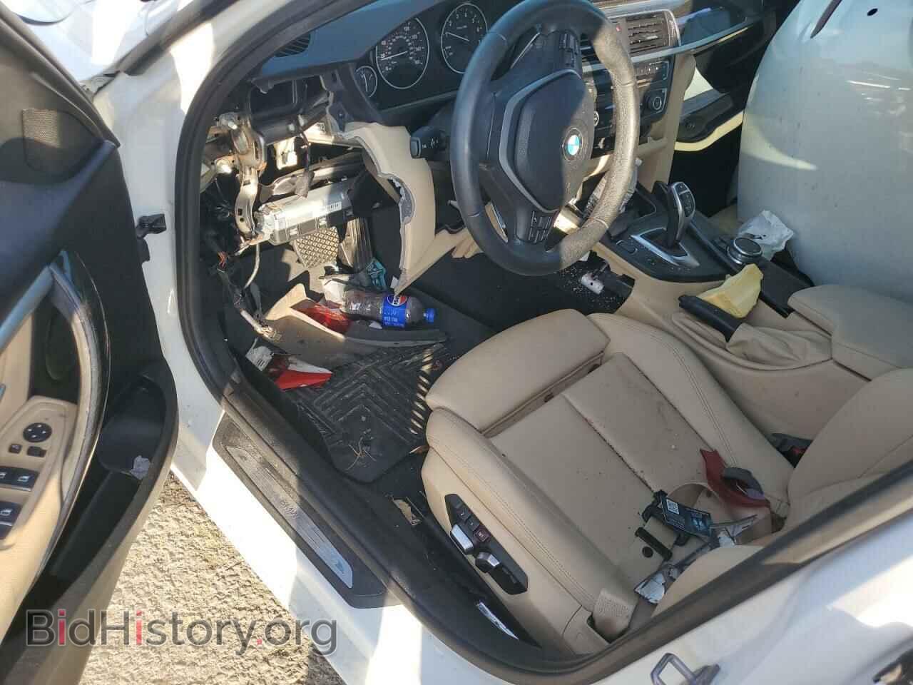 2017 BMW 3 SERIES - VIN: WBA8B9C54HK676120 - Фото 8