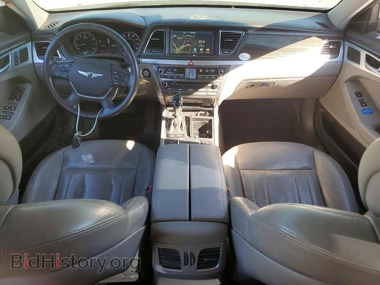 2017 Genesis G80 (VIN KMHGN4JE3HU178406) — фото 8 из 15