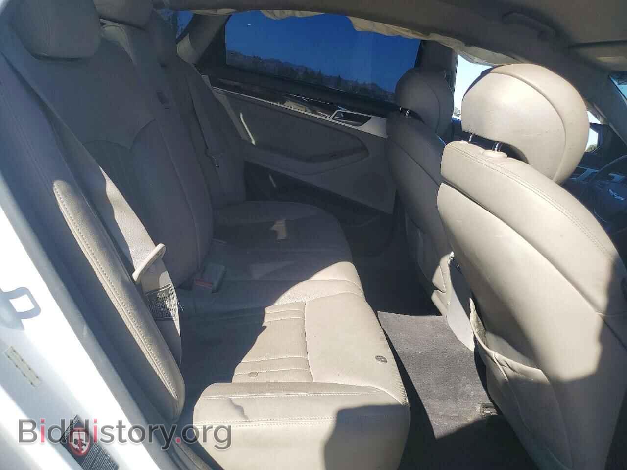2017 Genesis G80 (VIN KMHGN4JE3HU178406) — фото 10 из 15