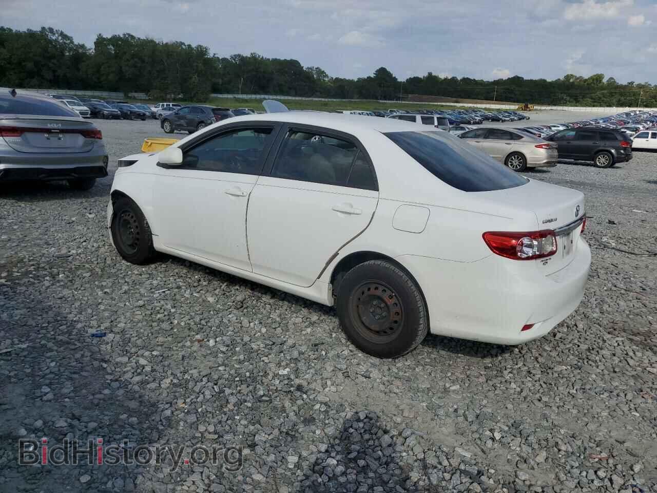 2011 TOYOTA COROLLA - VIN: JTDBU4EE5B9141637 - Фото 2