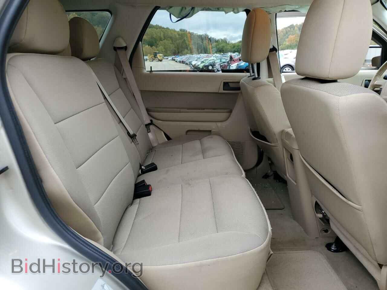 2011 FORD ESCAPE - VIN: 1FMCU9D76BKB67494 - Фото 11