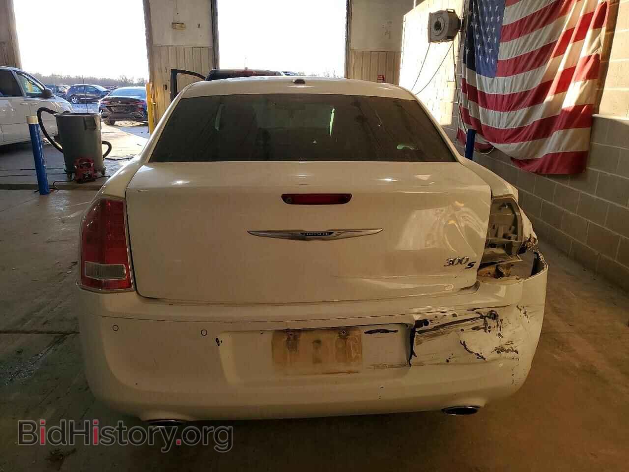 2012 CHRYSLER 300 - VIN: 2C3CCABG6CH238301 - Фото 6