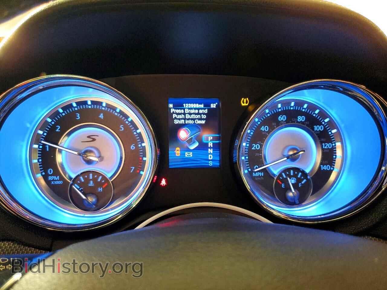 2012 CHRYSLER 300 - VIN: 2C3CCABG6CH238301 - Фото 9