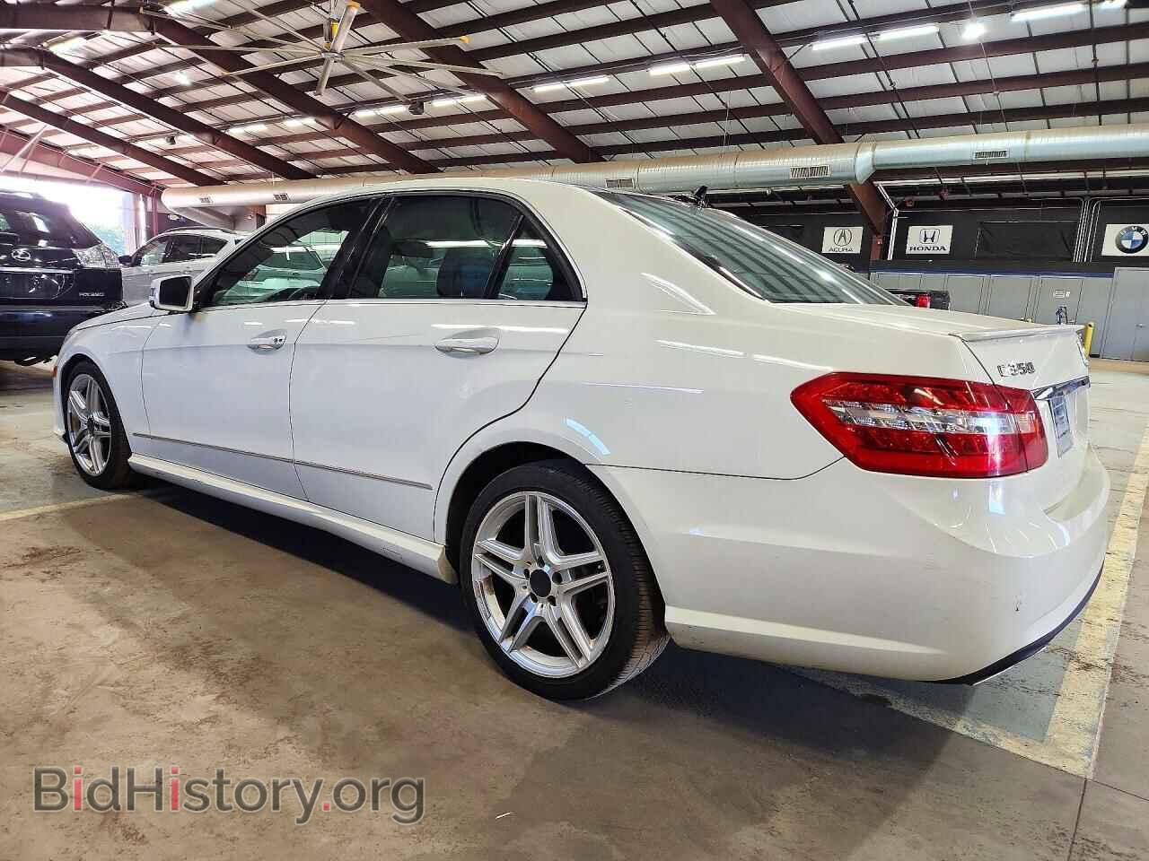 2011 MERCEDES-BENZ E-CLASS - VIN: WDDHF8HB4BA385426 - Photo 2