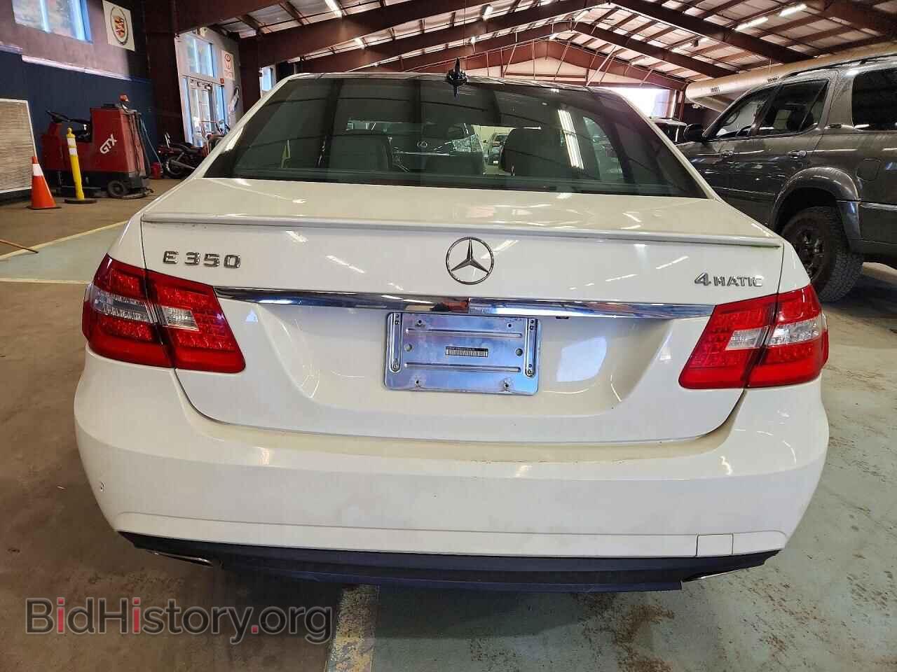 2011 MERCEDES-BENZ E-CLASS - VIN: WDDHF8HB4BA385426 - Photo 6