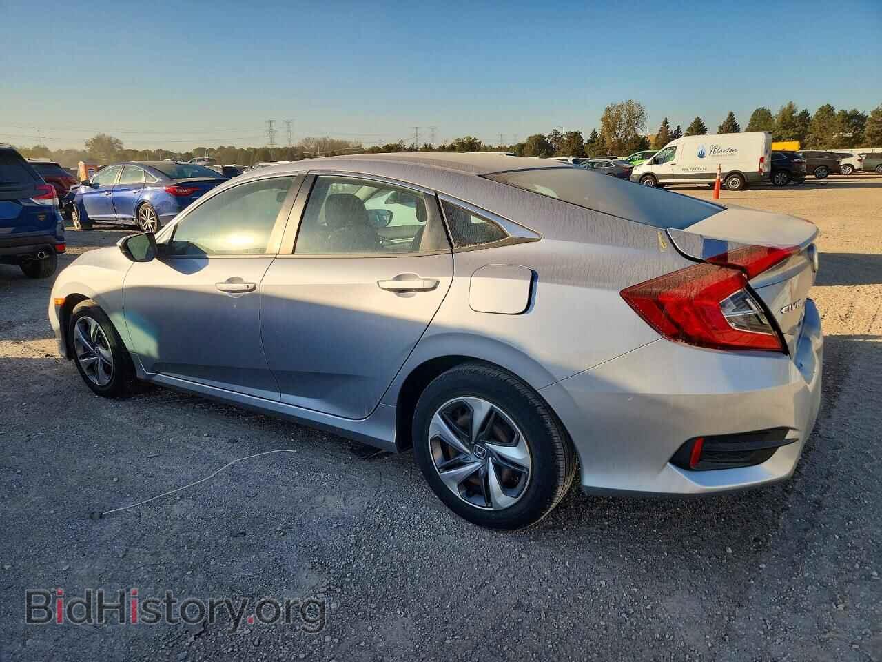 2017 Honda CIVIC (VIN 2HGFC2F66KH560100) — photo 2 of 12