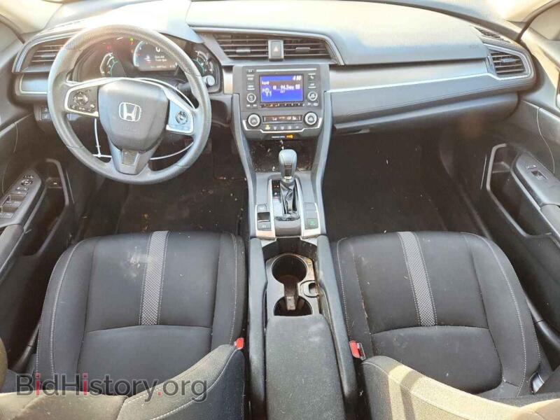 2017 Honda CIVIC (VIN 2HGFC2F66KH560100) — photo 8 of 12