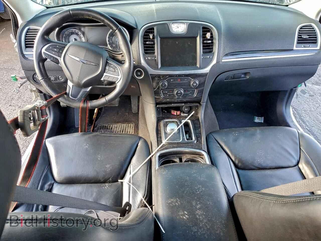 2016 CHRYSLER 300 - VIN: 2C3CCARG3GH124316 - Фото 8
