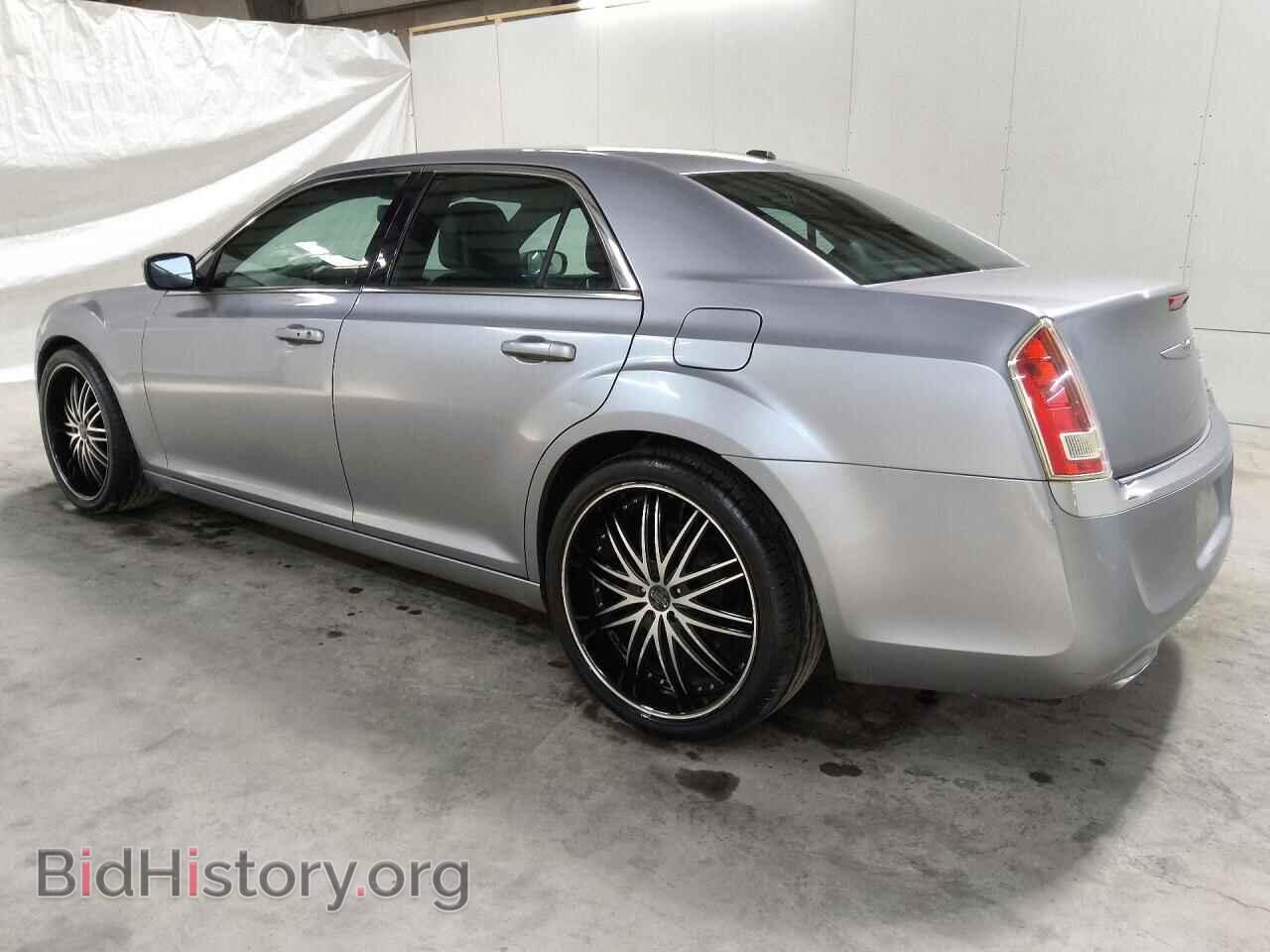 2014 CHRYSLER 300 - VIN: 2C3CCAAG3EH171404 - Photo 2