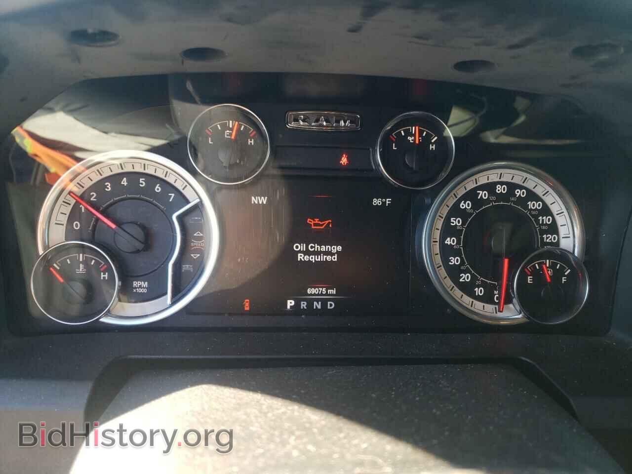 2018 RAM 1500 - VIN: 1C6RR7LGXJS220449 - Фото 9