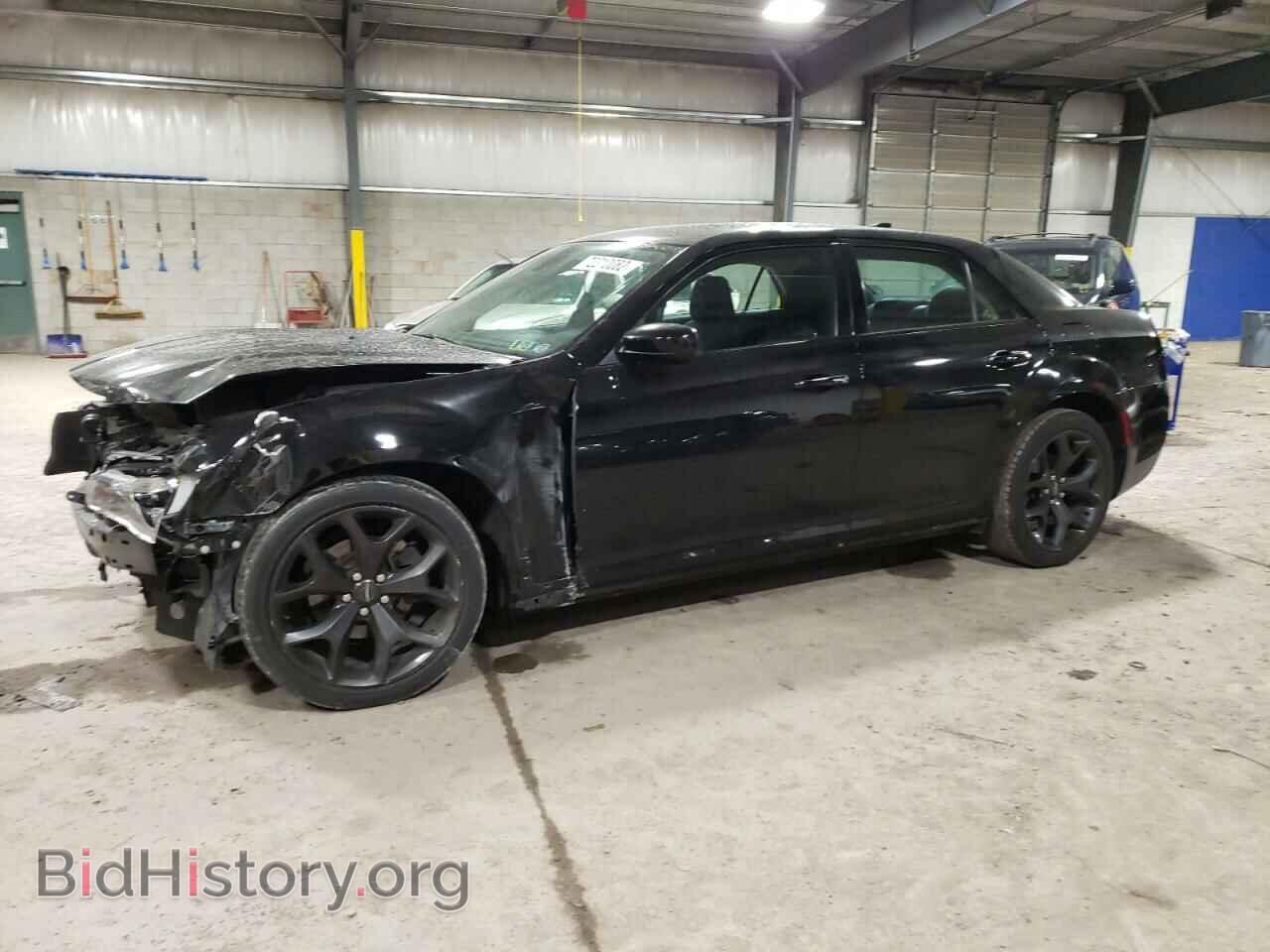 Фотография 2C3CCAAG1LH168613 - CHRYSLER 300 2020