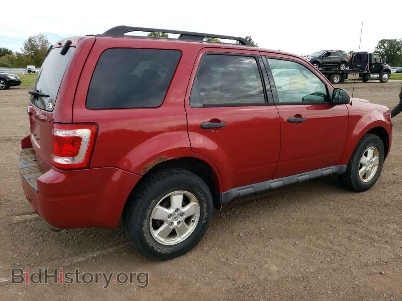2011 FORD ESCAPE - VIN: 1FMCU9D71BKA26316 - Фото 3
