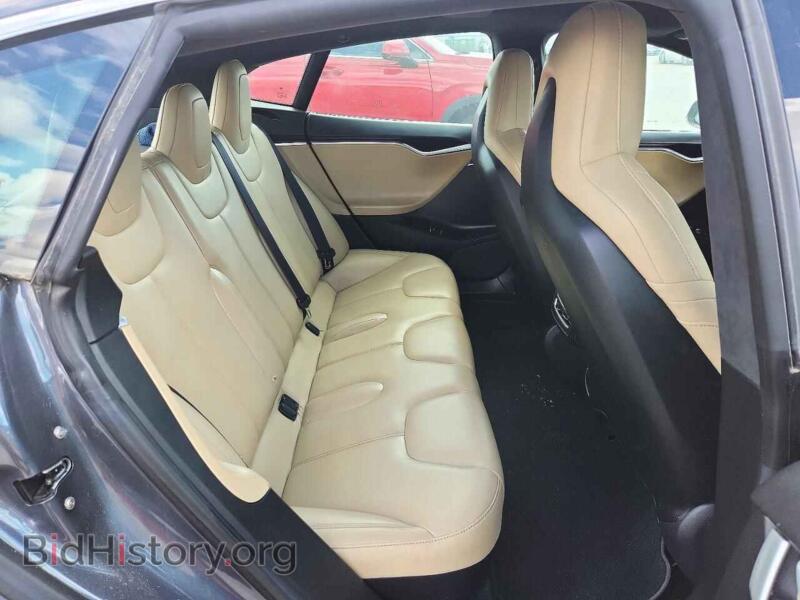 2016 Tesla MODEL S (VIN 5YJSA1E10GF133480) — фото 10 из 12