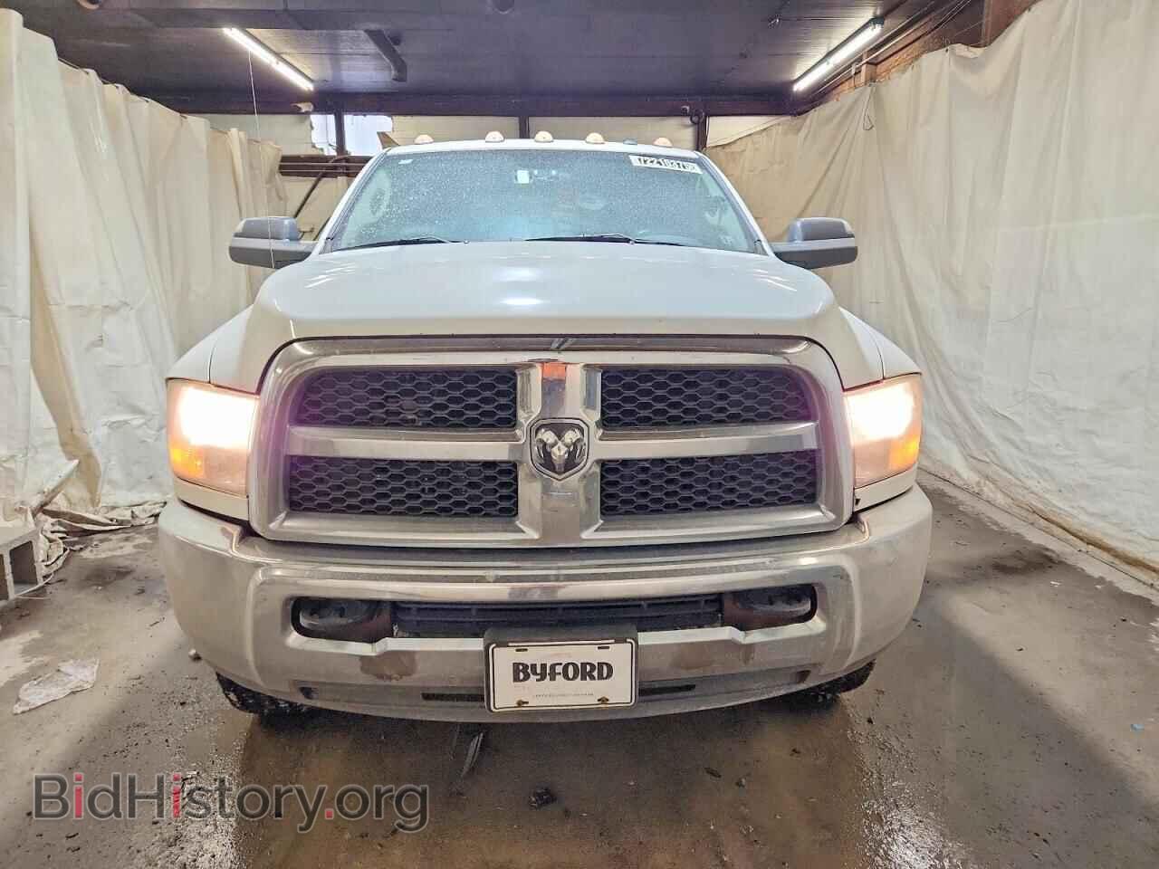 2017 RAM All Models - VIN: 3C6UR5HJ9HG621317 - Фото 5