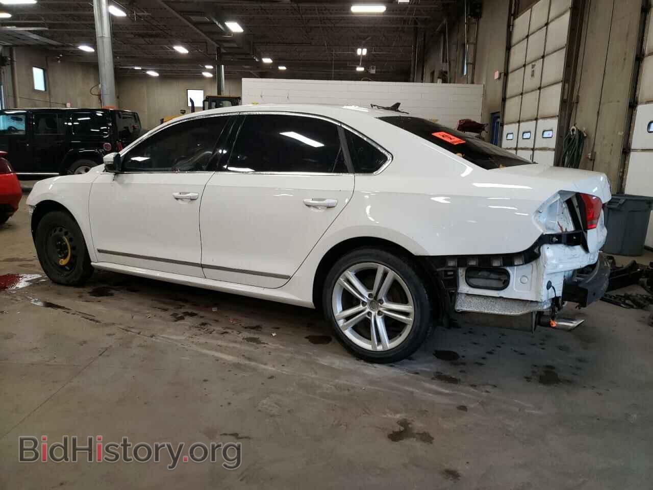 2015 VOLKSWAGEN PASSAT - VIN: 1VWCM7A39EC026229 - Фото 2