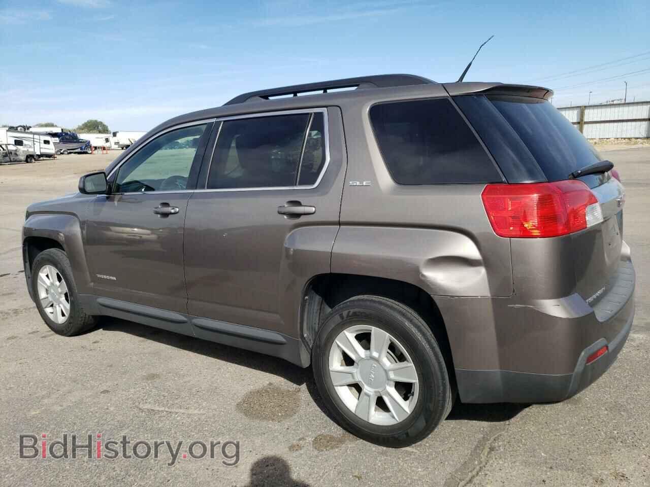 2010 GMC TERRAIN - VIN: 2CTALDEW2A6323513 - Photo 2