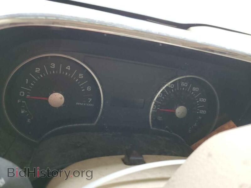 2006 Ford EXPLORER (VIN 1FMEU64876ZA07329) — photo 9 of 13