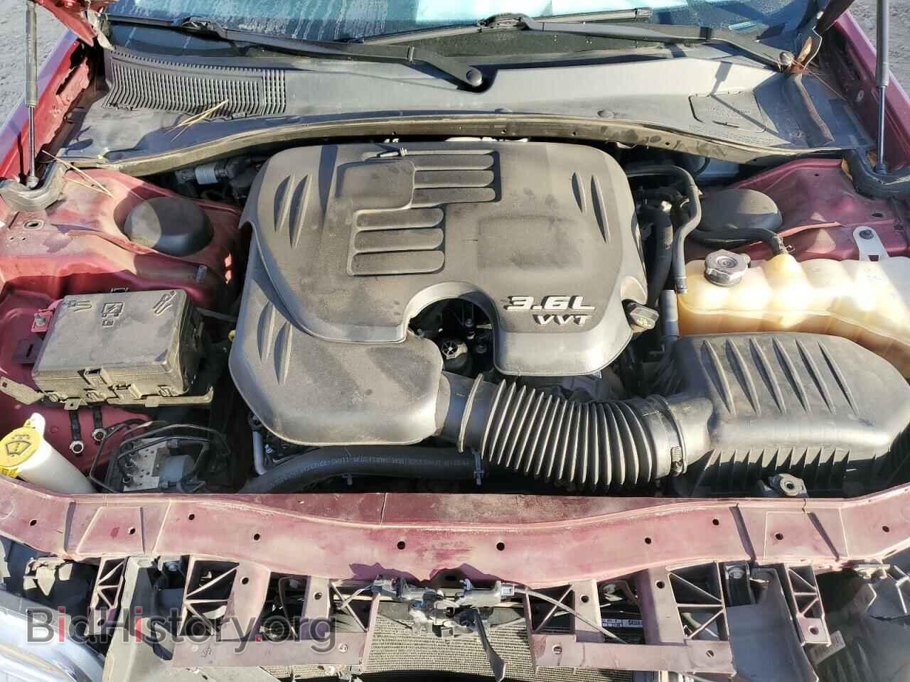 2019 CHRYSLER 300 - VIN: 2C3CCAEG5KH555657 - Фото 11