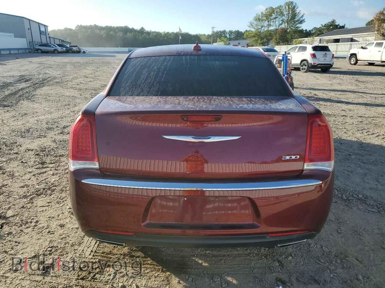 2019 CHRYSLER 300 - VIN: 2C3CCAEG5KH555657 - Фото 6