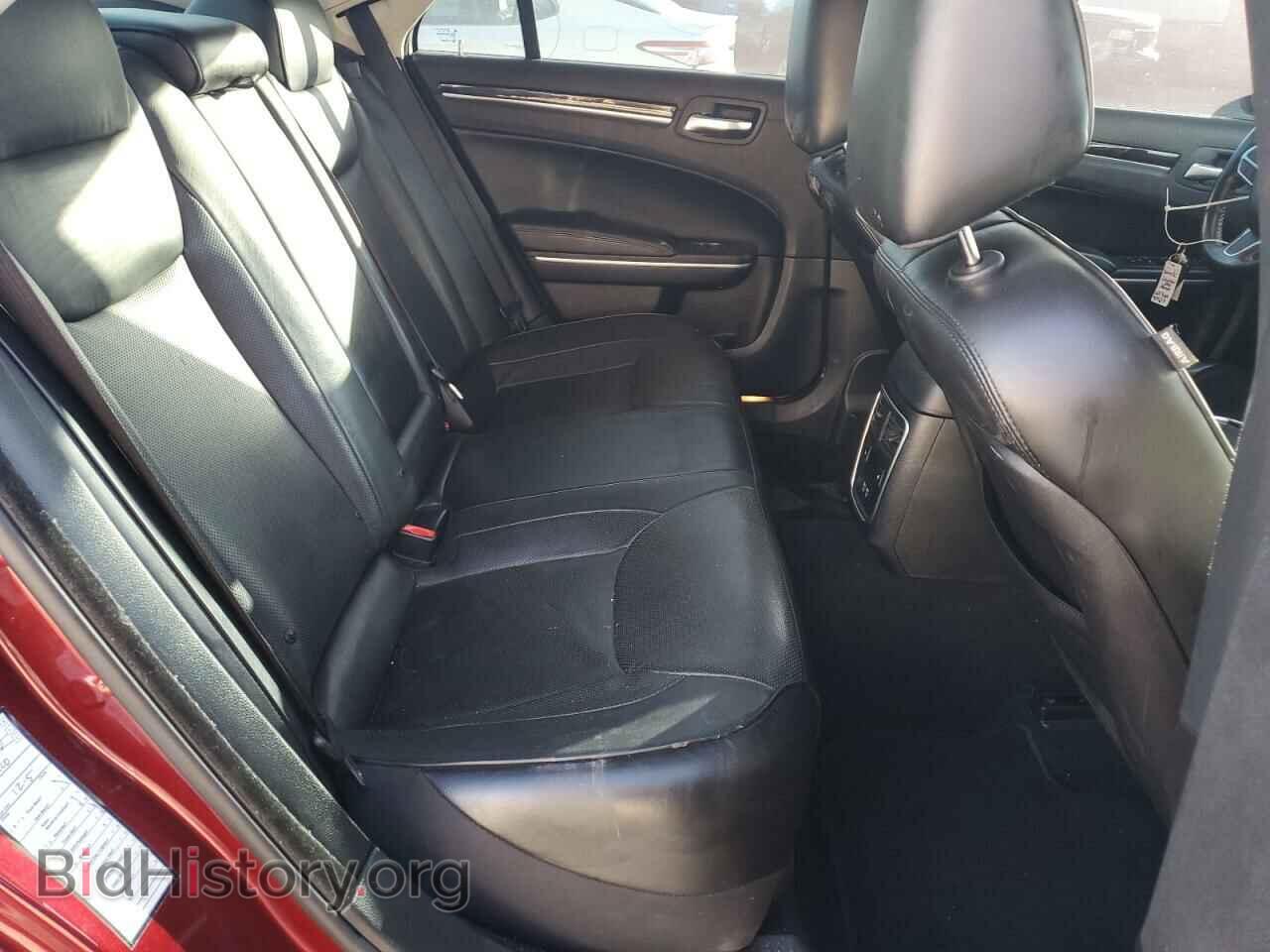 2019 CHRYSLER 300 - VIN: 2C3CCAEG5KH555657 - Фото 10