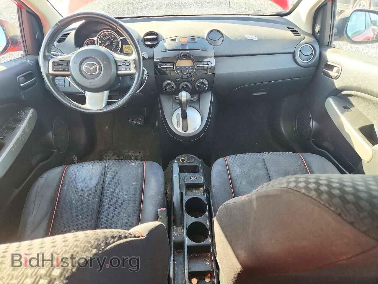 2012 Mazda 2 (VIN JM1DE1LY6C0150421) — фото 8 из 12