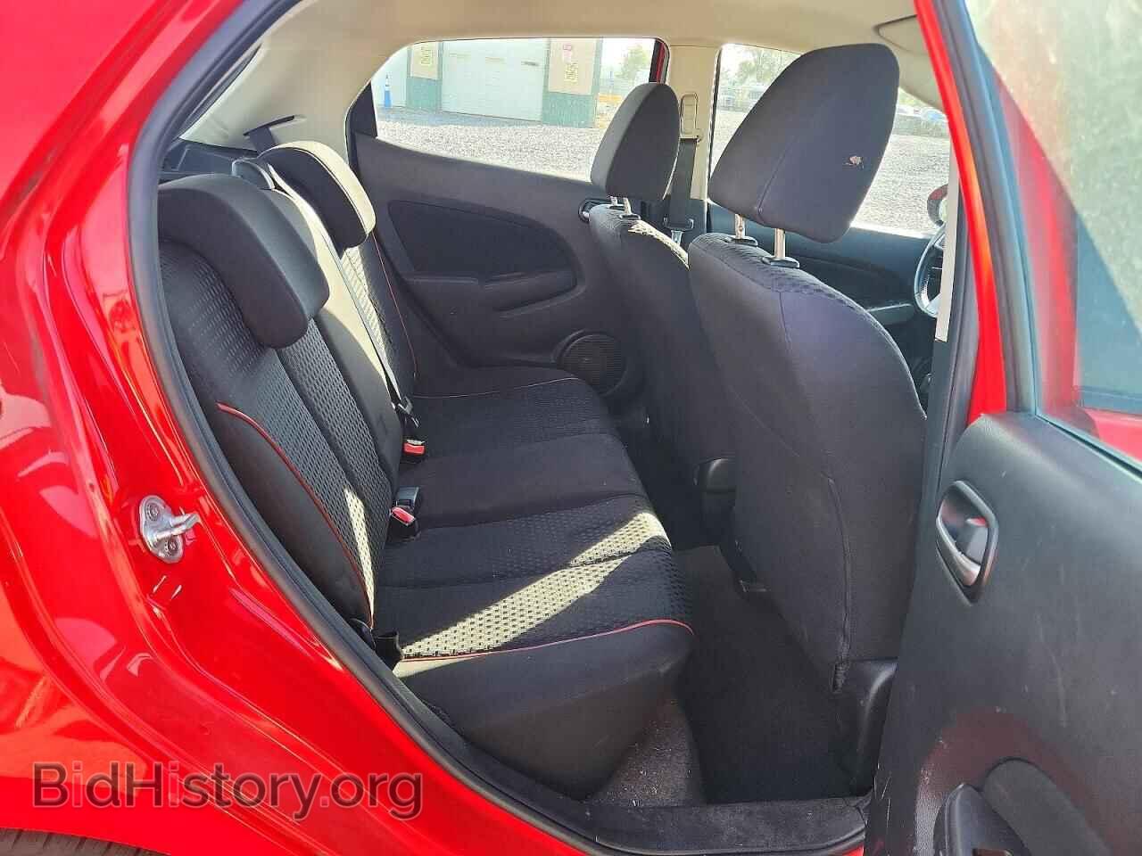 2012 Mazda 2 (VIN JM1DE1LY6C0150421) — фото 10 из 12