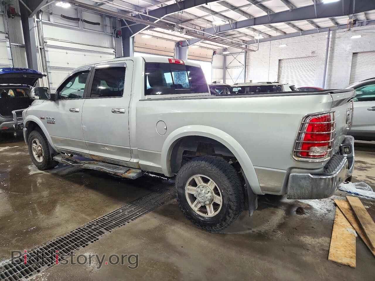 2013 RAM 2500 - VIN: 3C6TR5FT2DG571029 - Photo 2