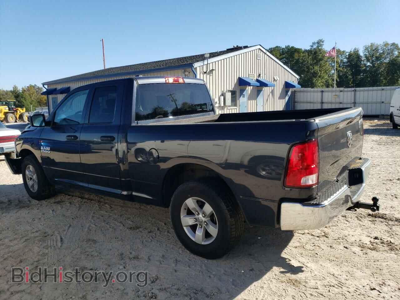 2018 RAM 1500 - VIN: 1C6RR6FG2JS325492 - Фото 2