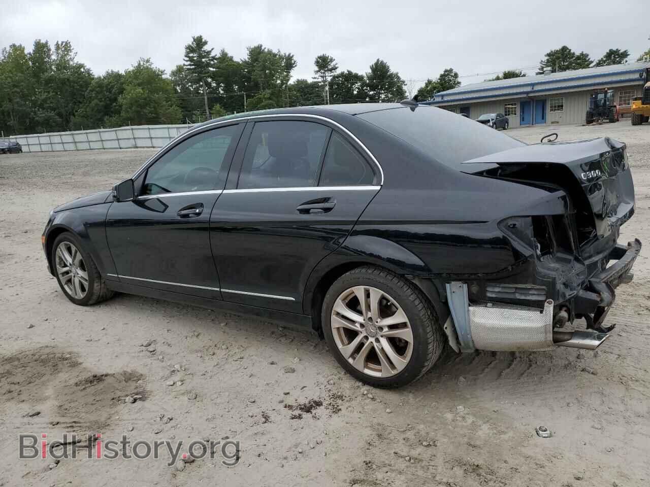 2014 MERCEDES-BENZ C-CLASS - VIN: WDDGF8AB7ER308299 - Фото 2