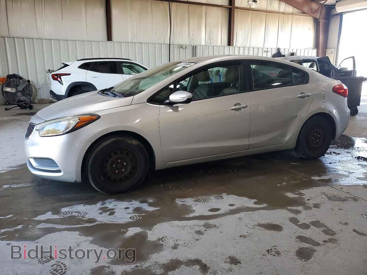 Фотография KNAFK4A69E5109322 - KIA FORTE 2014