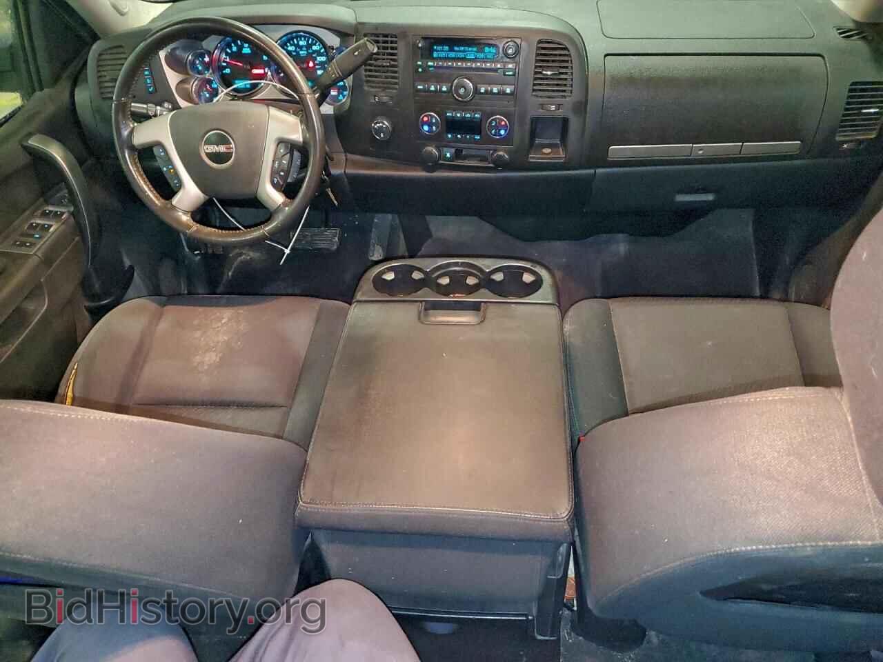 2011 GMC SIERRA - VIN: 1GTR2VE39BZ406925 - Фото 8