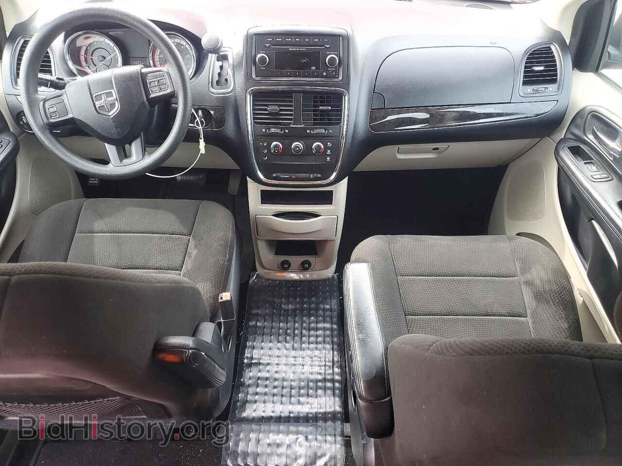 2012 Dodge CARAVAN (VIN 2C4RDGBG7CR325298) — photo 8 of 13
