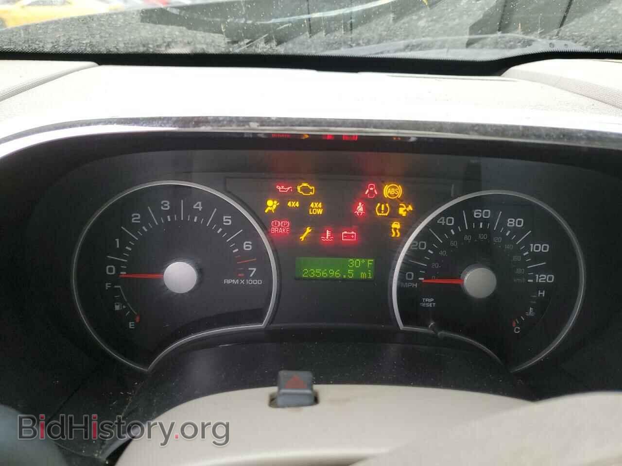 2006 FORD EXPLORER - VIN: 1FMEU73E96UA70975 - Фото 9